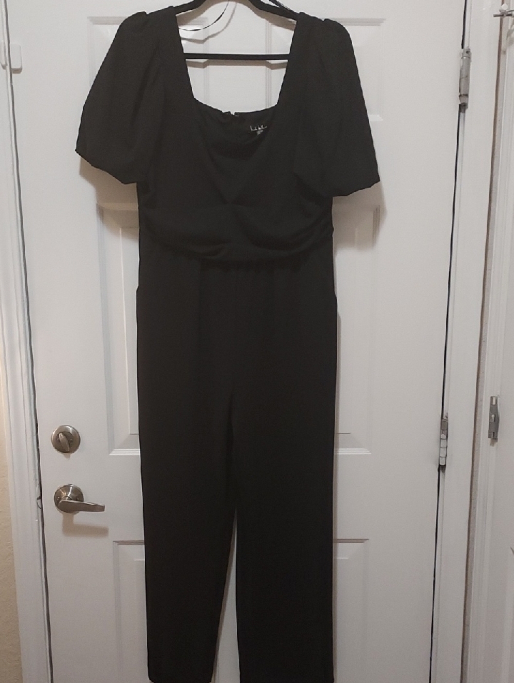 Nicole Miller Black Puff-Sleeve Scoop-Neck Jumpsuit